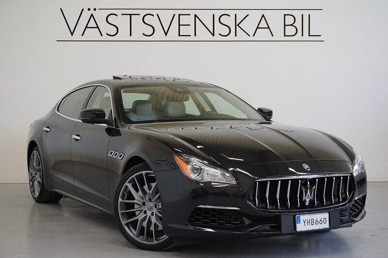 Svart Begagnad 2016 Maserati Quattroporte Sedan | 494 000 kr - Bild 1/4