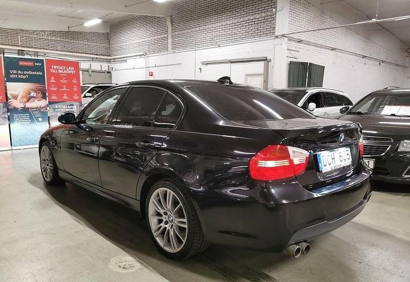 Begagnad BMW 330 Comfort Edition 231 HK (169 kW) 2008 Svart Sedan