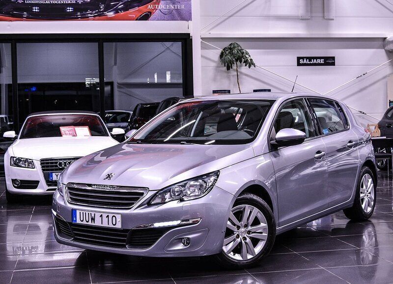 Grå Begagnad 2017 Peugeot 308 Active Halvkombi | 89 900 kr (Lite dyr) - Bild 1/4