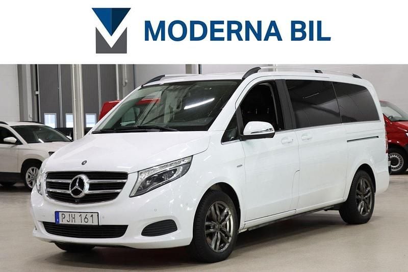 Vit Begagnad 2017 Mercedes V250 Minibuss | 349 900 kr (Bra pris) - Bild 1/4