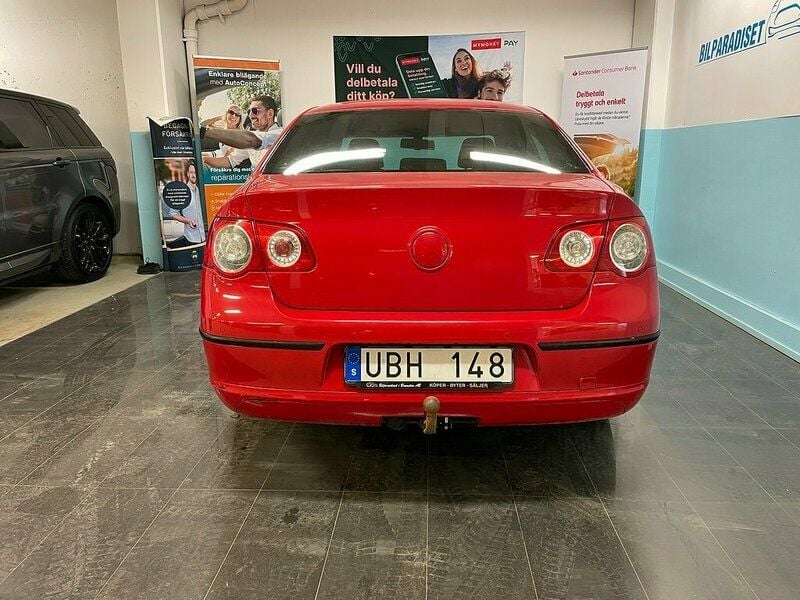 Begagnad VW Passat Sportline 150 HK (110 kW) 2010 Röd Sedan