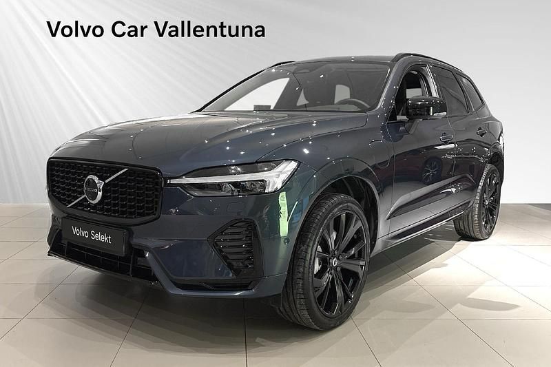 Begagnad Volvo XC60 Plus 355 HK (261 kW) 2025 Blå SUV