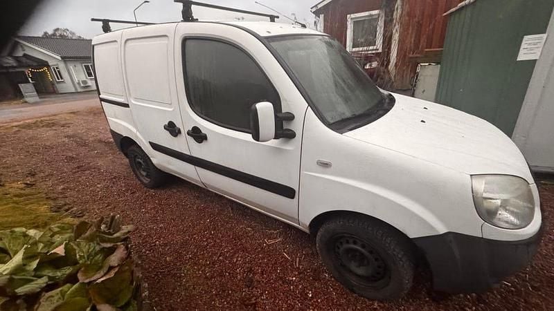 Begagnad 2008 Fiat Doblò Minibuss | 15 000 kr - Bild 1/4