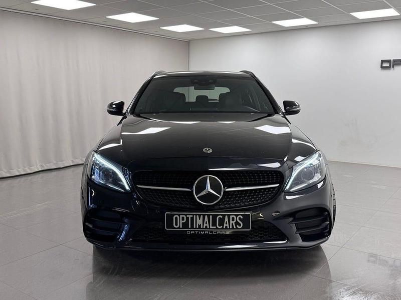 Begagnad Mercedes C300 Premium 320 HK (235 kW) 2021 Svart
