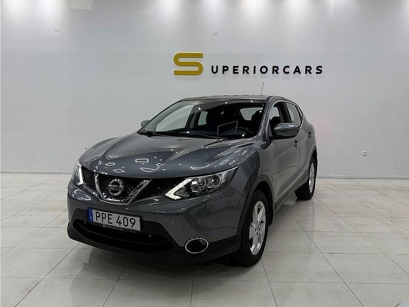 Grå Begagnad 2015 Nissan Qashqai Acenta SUV | 89 900 kr (Marknadspris) - Bild 1/4