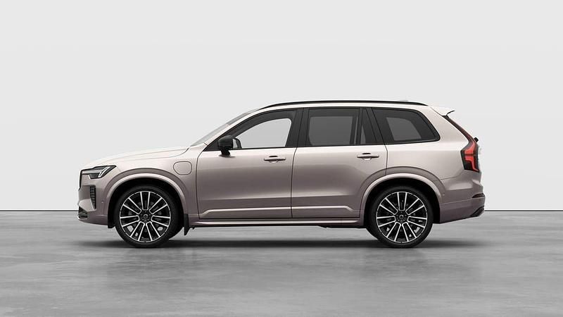 Ljusgrå (grå) Ny 2025 Volvo XC90 Ultra SUV | 1 059 900 kr (Dyr) - Bild 1/4