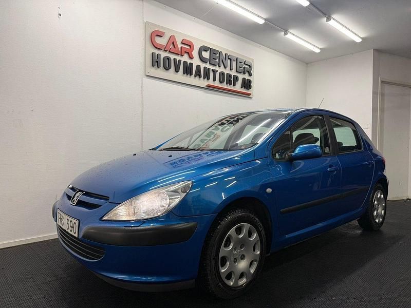 Blå Begagnad 2002 Peugeot 307 Halvkombi | 24 900 kr (Marknadspris) - Bild 1/4