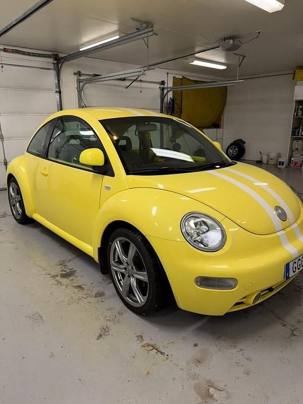 Begagnad VW New Beetle 116 HK (85 kW) 1999 Halvkombi