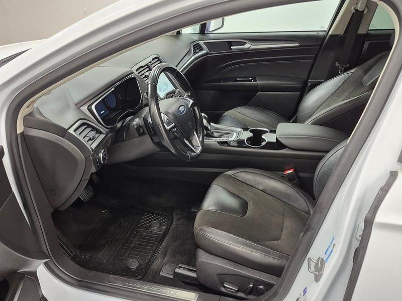 Begagnad Ford Mondeo Business Edition 180 HK (132 kW) 2016 Vit Kombi