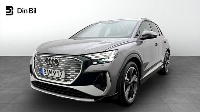 Grå Begagnad 2023 Audi Q4 e-tron S-Line SUV | 489 000 kr (Dyr) - Bild 1/4