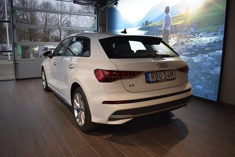 Begagnad Audi A3 Proline 150 HK (110 kW) 2025 Arkonavit