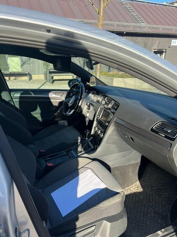 Begagnad VW Golf VII 150 HK (110 kW) 2016 Silver