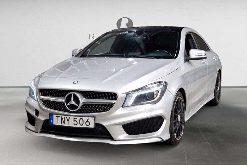 Silver Begagnad 2014 Mercedes CLA180 AMG Sedan | 154 900 kr - Bild 1/3