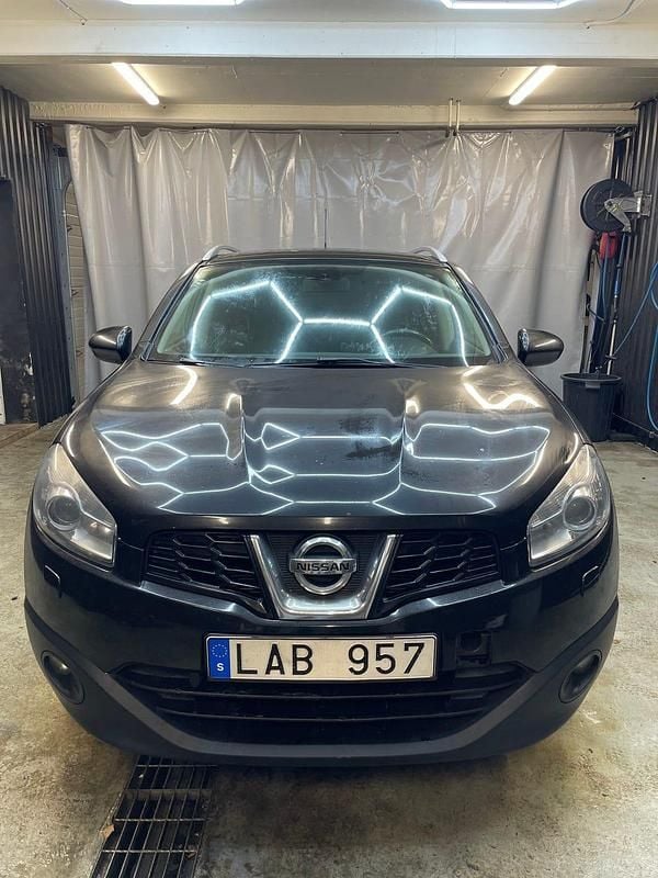 Begagnad Nissan Qashqai 141 HK (103 kW) 2010 SUV
