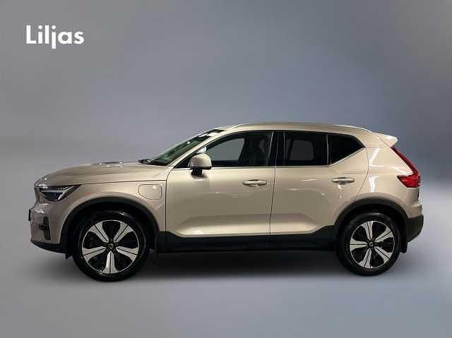 Begagnad Volvo XC40 Ultimate 265 HK (194 kW) 2023 Ljusgrå SUV