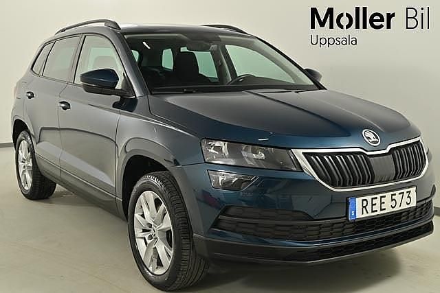 Blå Begagnad 2018 Skoda Karoq SUV | 199 900 kr (Marknadspris) - Bild 1/4