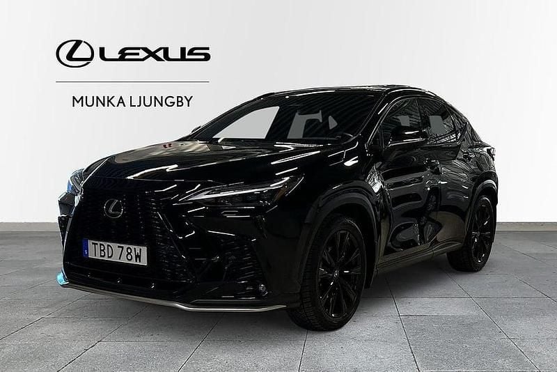 Svart Begagnad 2023 Lexus NX350h Sport Line SUV | 599 000 kr (Lite dyr) - Bild 1/4