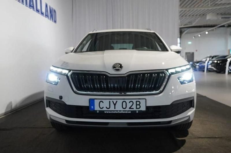 Begagnad Skoda Kamiq Style 112 HK (82 kW) 2023 Vit SUV