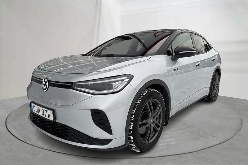 Silver Begagnad 2023 VW ID.5 GTX SUV | 320 000 kr (Superpris) - Bild 1/4