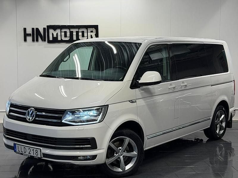 Vit Begagnad 2017 VW Multivan Highline Van | 299 900 kr (Bra pris) - Bild 1/4