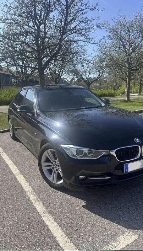 Begagnad 2008 BMW 318 Kombi | 50 000 kr - Bild 1/2