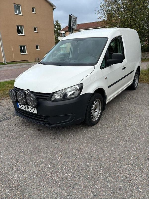 Vit Begagnad 2013 VW Caddy Minibuss | 80 000 kr (Marknadspris) - Bild 1/2