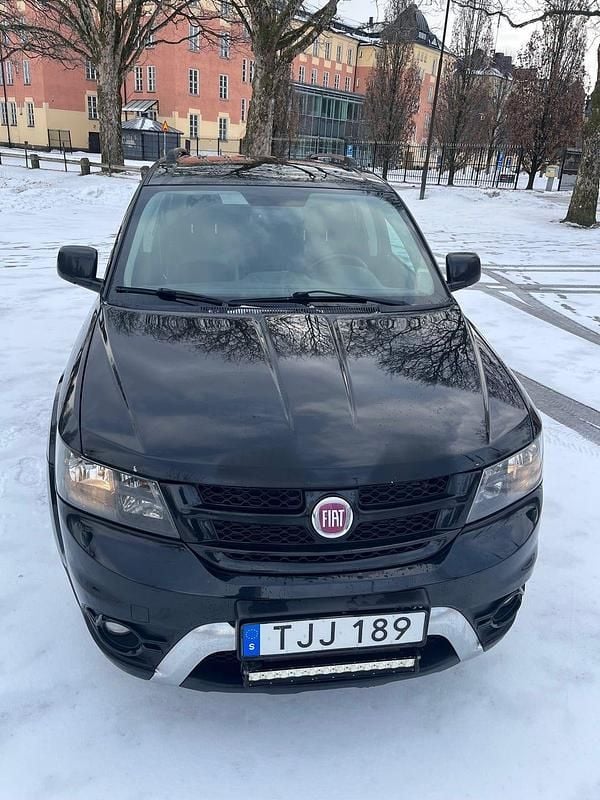 Begagnad Fiat Freemont 170 HK (125 kW) 2015 SUV