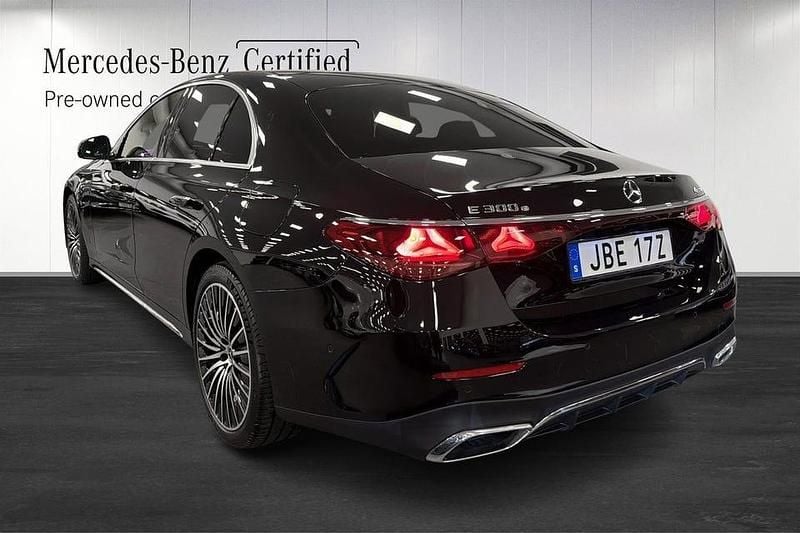 Begagnad Mercedes E300 313 HK (230 kW) 2024 Svart Sedan