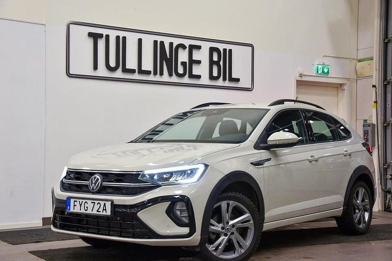 Grå Begagnad 2023 VW Taigo R-line SUV | 269 900 kr (Marknadspris) - Bild 1/4