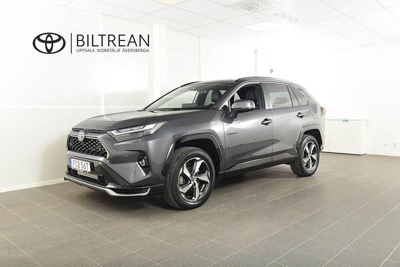 Grå metallic Begagnad 2023 Toyota RAV4 Edition SUV | 459 900 kr (Lite dyr) - Bild 1/4