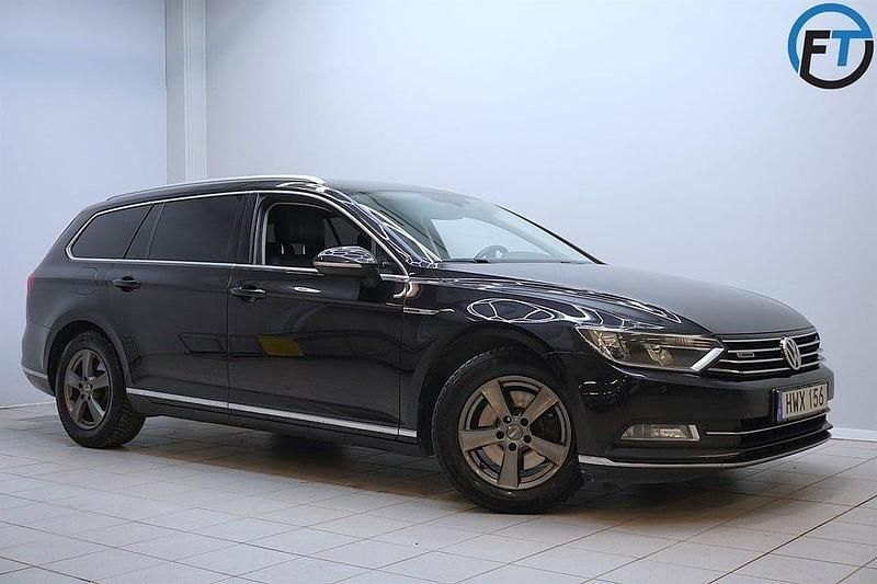 Svart Begagnad 2016 VW Passat GT | 149 900 kr (Marknadspris) - Bild 1/4