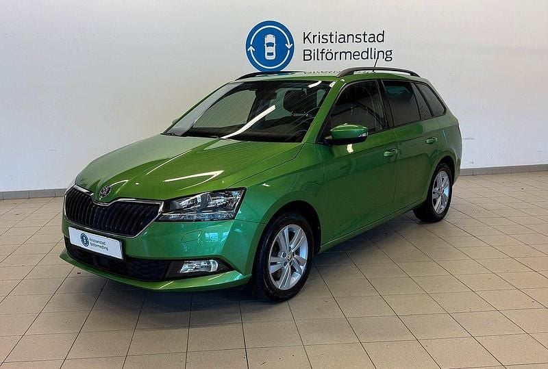 Grön Begagnad 2019 Skoda Fabia Kombi | 159 900 kr (Marknadspris) - Bild 1/4