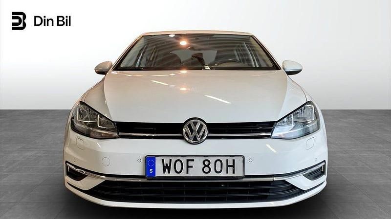 Begagnad VW Golf VII 116 HK (85 kW) 2018 Vit Kombi