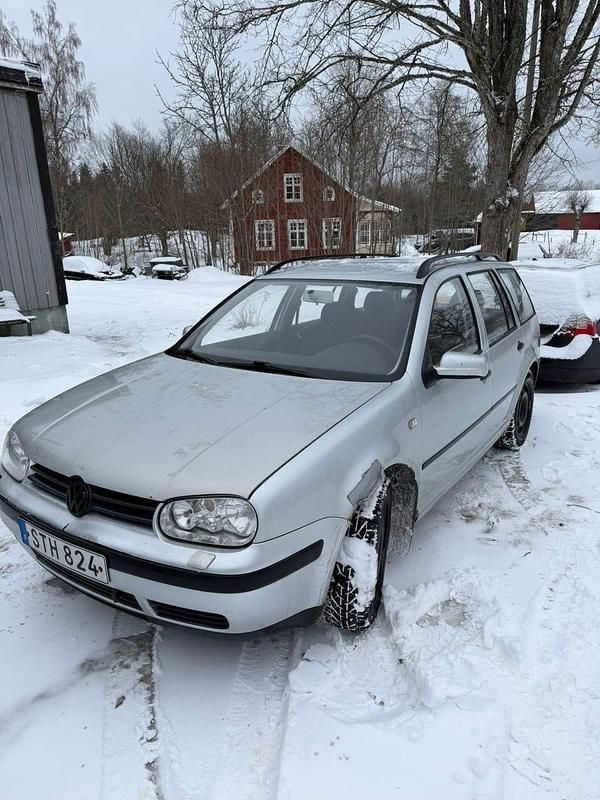 Begagnad VW Golf IV 105 HK (77 kW) 2002 Kombi