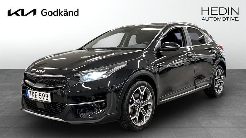 Svart (black) Begagnad 2022 Kia XCeed Advance SUV | 249 900 kr (Marknadspris) - Bild 1/4