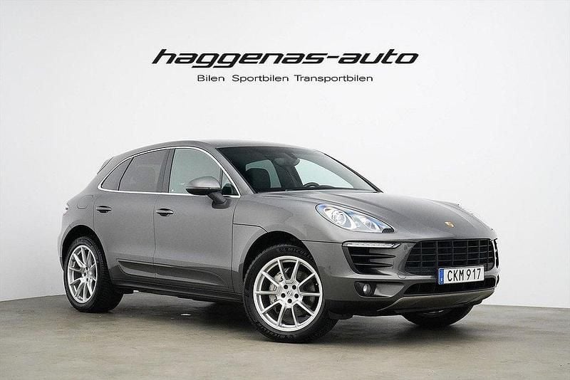 Agategrå Begagnad 2014 Porsche Macan S Sport SUV | 329 000 kr (Bra pris) - Bild 1/4