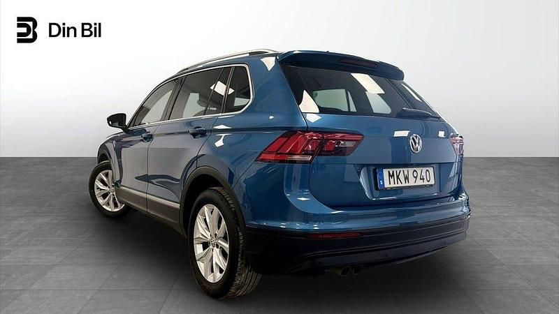 Begagnad VW Tiguan Executive 150 HK (110 kW) 2017 Ljusblå SUV