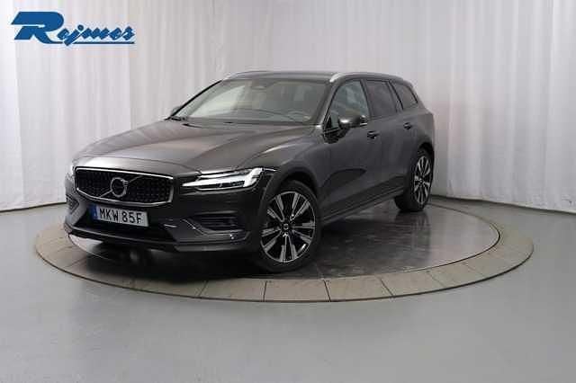 Begagnad 2024 Volvo V60 CC Kombi | 459 900 kr (Lite dyr) - Bild 1/4