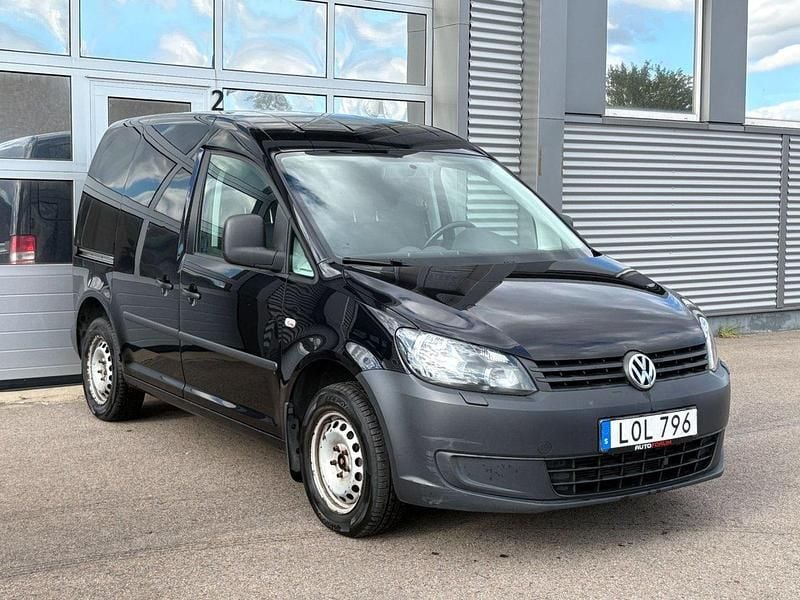 Svart Begagnad 2015 VW Caddy Minibuss | 79 900 kr (Bra pris) - Bild 1/4