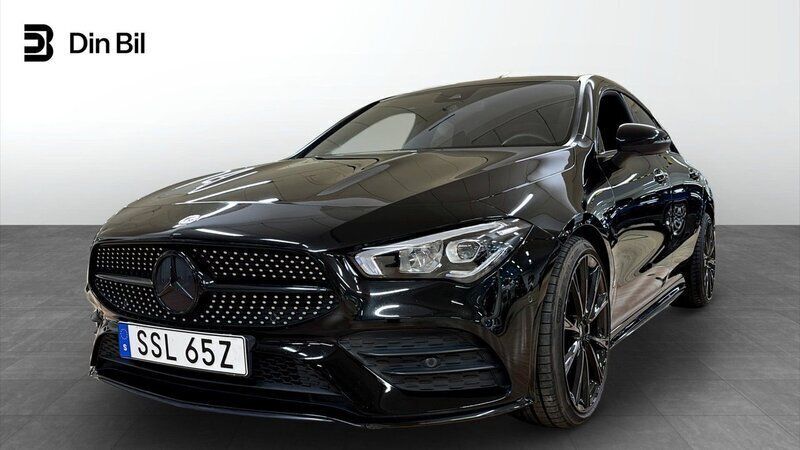 Svart Begagnad 2021 Mercedes 200 AMG Sportkupé | 319 900 kr - Bild 1/4