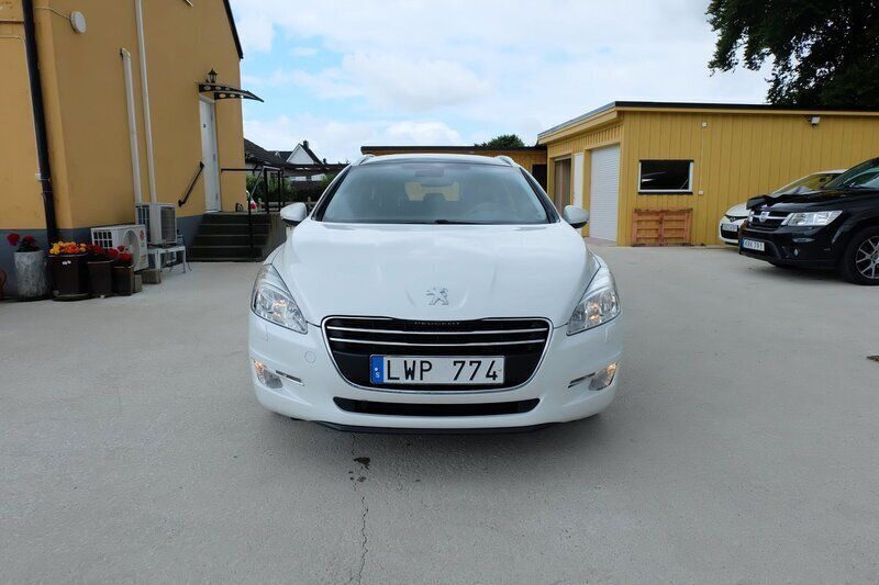 Vit Begagnad 2011 Peugeot 508 Kombi | 59 900 kr (Marknadspris) - Bild 1/4