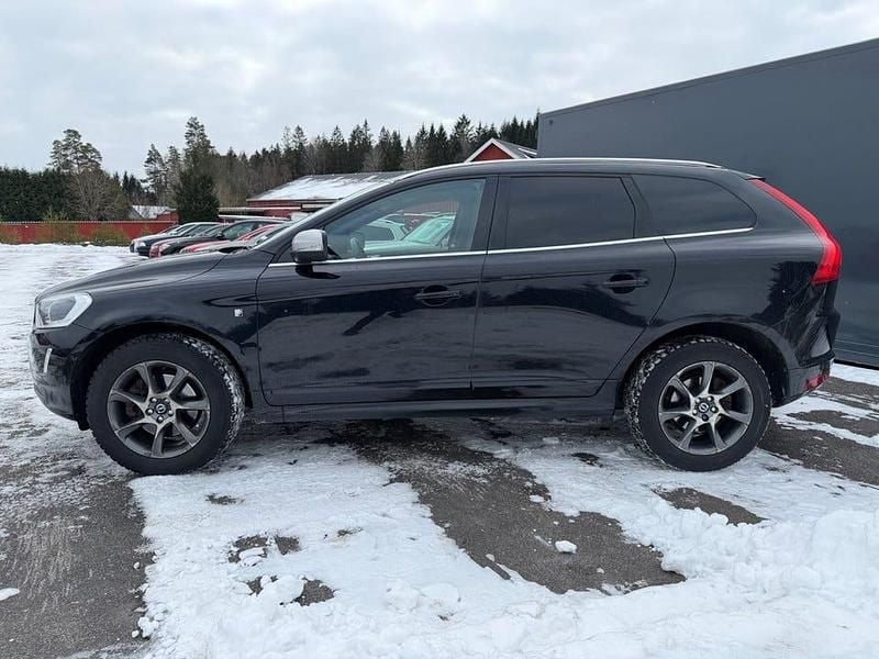 Begagnad Volvo XC60 Ocean Race 230 HK (169 kW) 2015 Svart SUV