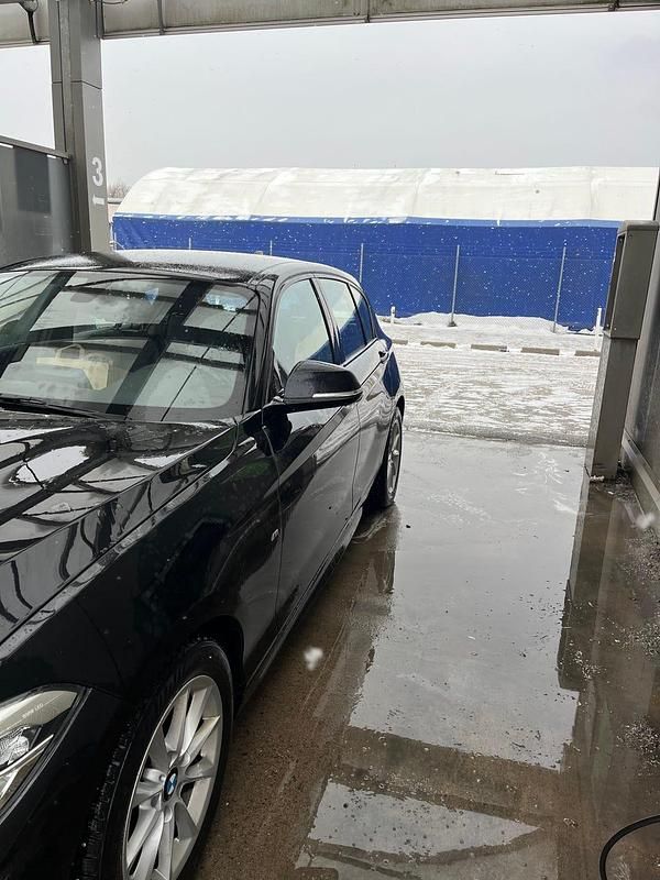 Begagnad BMW 118 136 HK (100 kW) 2019 Halvkombi