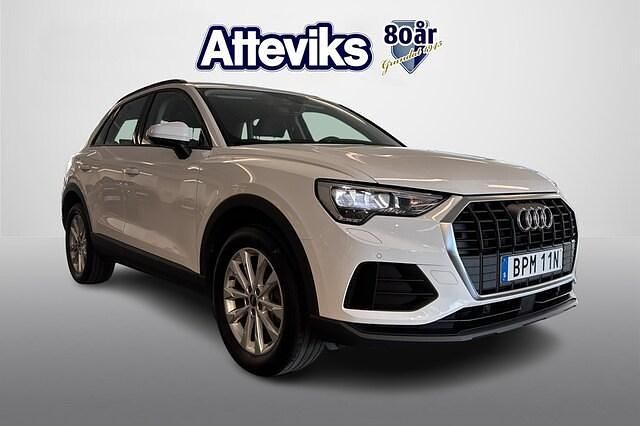 Ibisvit Begagnad 2022 Audi Q3 Proline SUV | 289 900 kr (Bra pris) - Bild 1/4