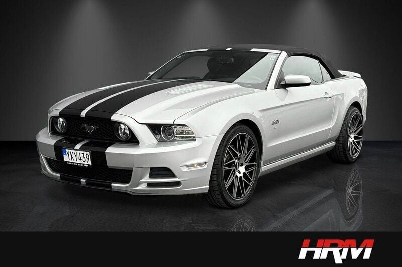 Silver Begagnad 2013 Ford Mustang GT Cab | 344 900 kr (Dyr) - Bild 1/4