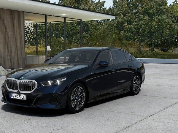 Svart Ny 2024 BMW i5 Shadowline Sedan | 729 900 kr - Bild 1/4