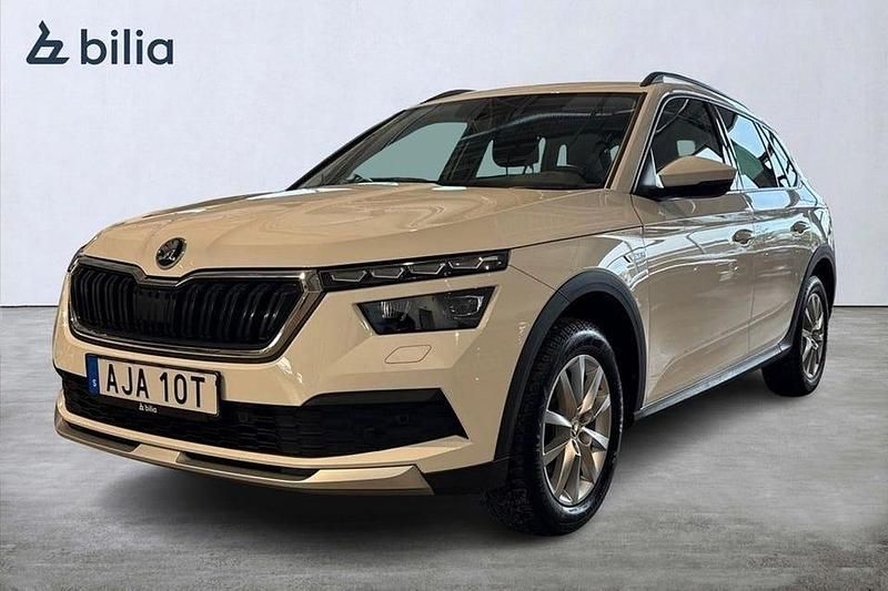 Begagnad Skoda Kamiq ScoutLine 112 HK (82 kW) 2022 Vit SUV