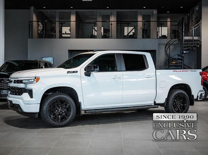 Ny 2025 Chevrolet Silverado Van | 936 250 kr - Bild 1/4