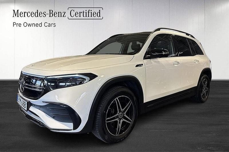 Vit Begagnad 2022 Mercedes EQB300 AMG SUV | 449 000 kr (Lite dyr) - Bild 1/4