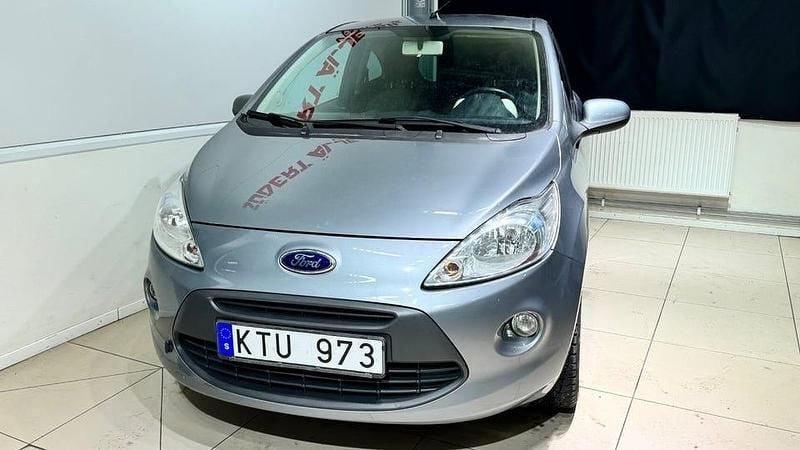 Begagnad Ford Ka Titanium 69 HK (50 kW) 2010 Grå Halvkombi